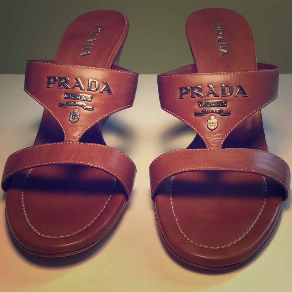 Women’s Prada High Heels made with real Leather.